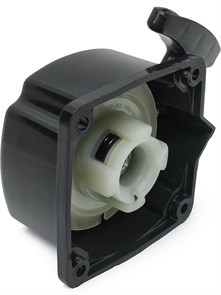 {{photo.Alt || photo.Description || 'Стартер Champion  для мотокос 33,43,52 куб.см Ergo и опрыскивателя PS242 до s/n C18190000 (после исп. 052261001)'}}